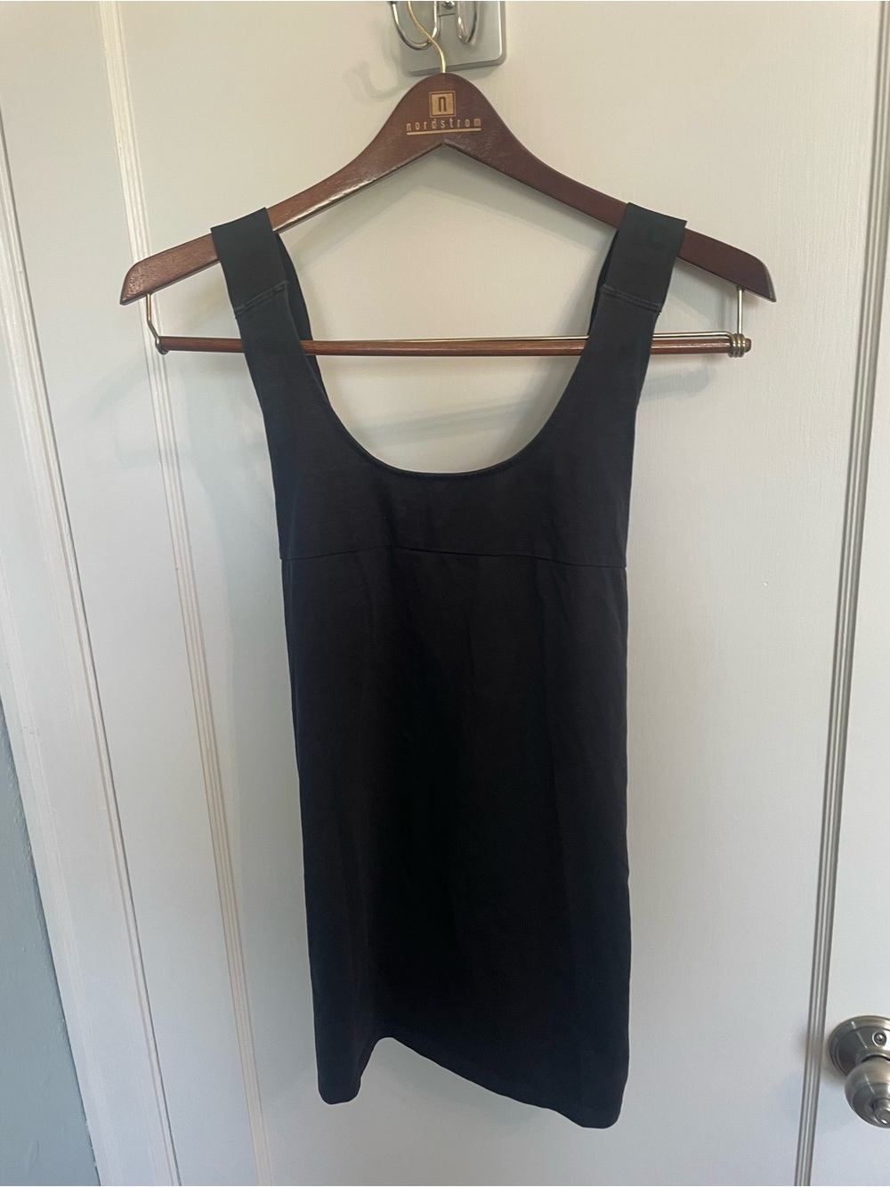 The North Face Women’s Black Athletic Tank Top Logo Straps Open Back S